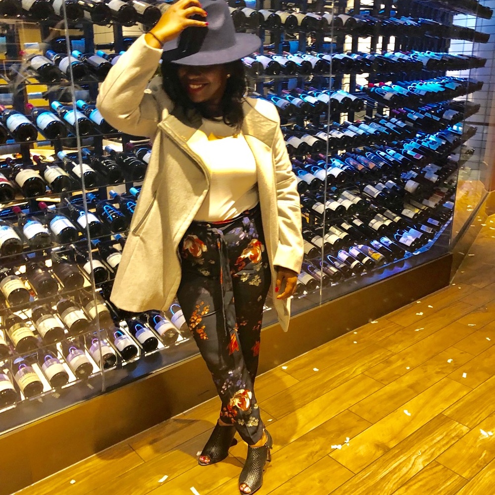 Meet your Posher, Jemeria